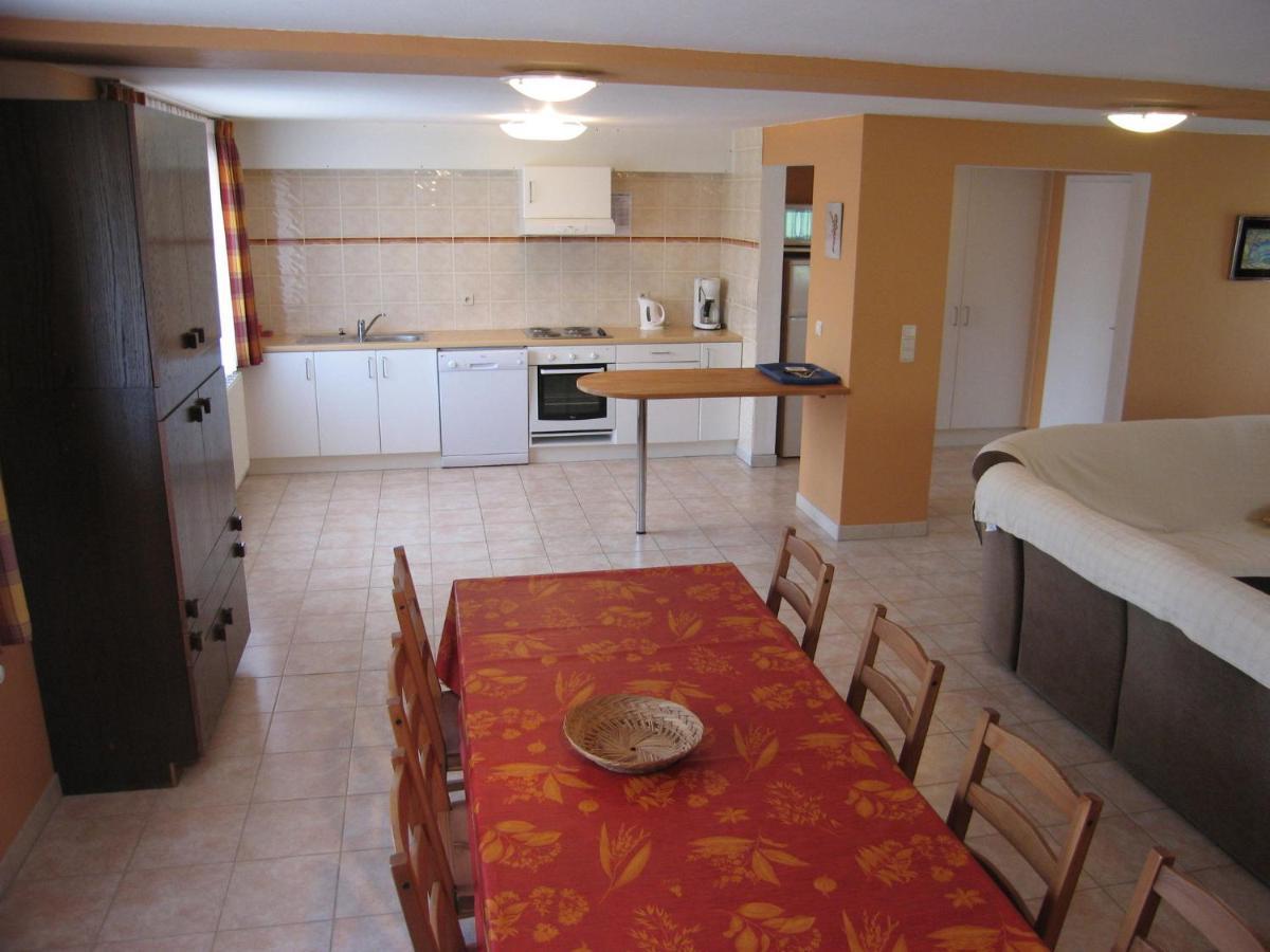 Quaint Apartment In Ondenval With Terrace Waimes Bagian luar foto
